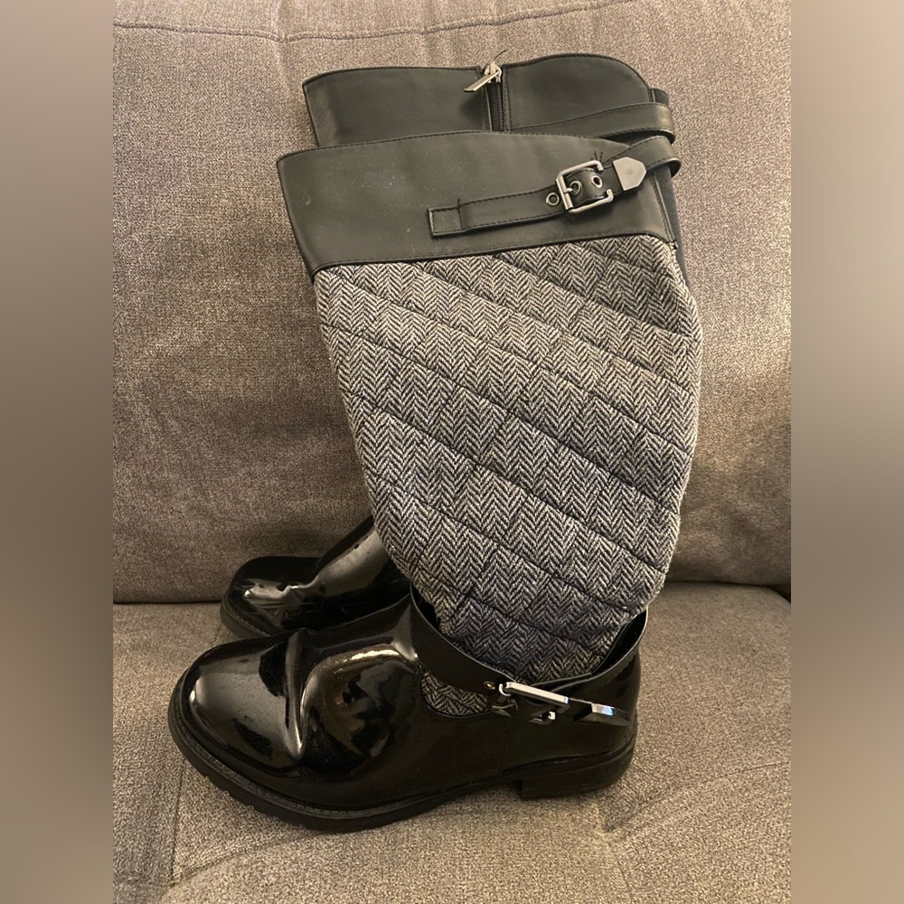 Lane Bryant tall rain boots. Size 8